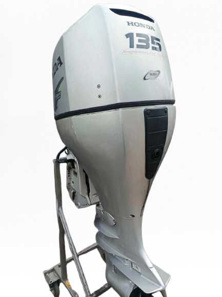 Silnik zaburtowy Honda 135KM silnik na wtrysku, manetka zegary