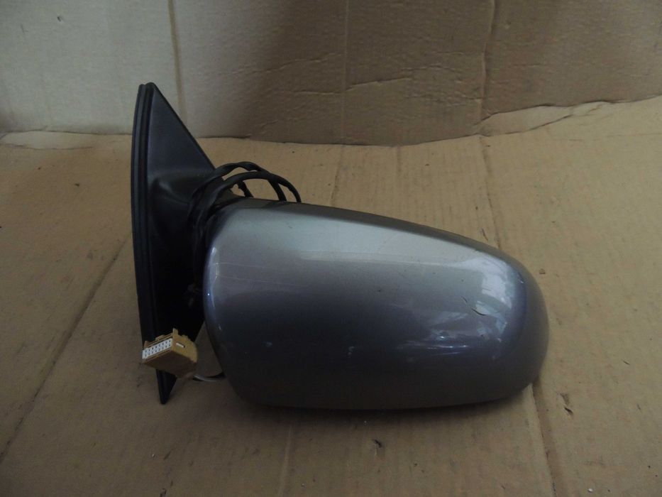 Lusterko prawe europejskie Audi A4 B6 B7 00,01,02,03,04,05,06-08 LY7Q