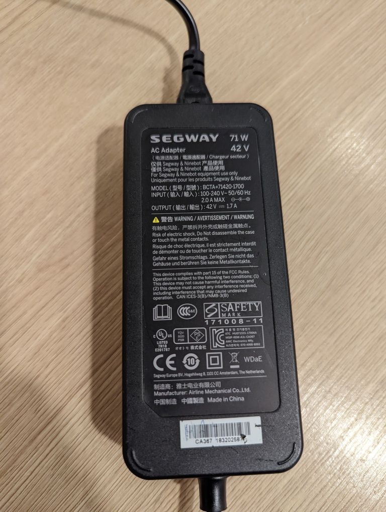 Segway ninebot ładowarka oryginalna 1.7 A