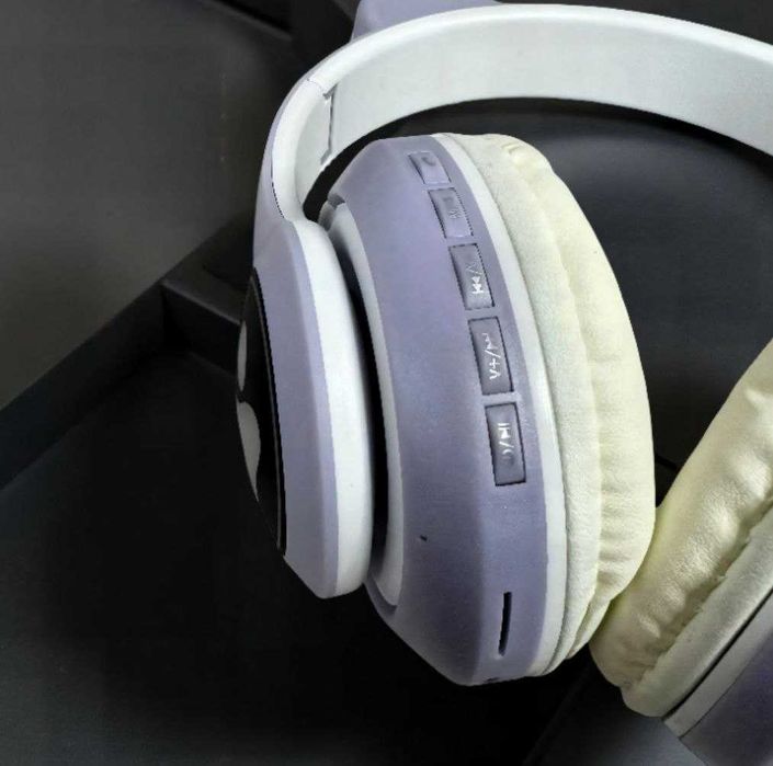 Нові bluetooth навушники з вушками та яскравою led-підсвіткою