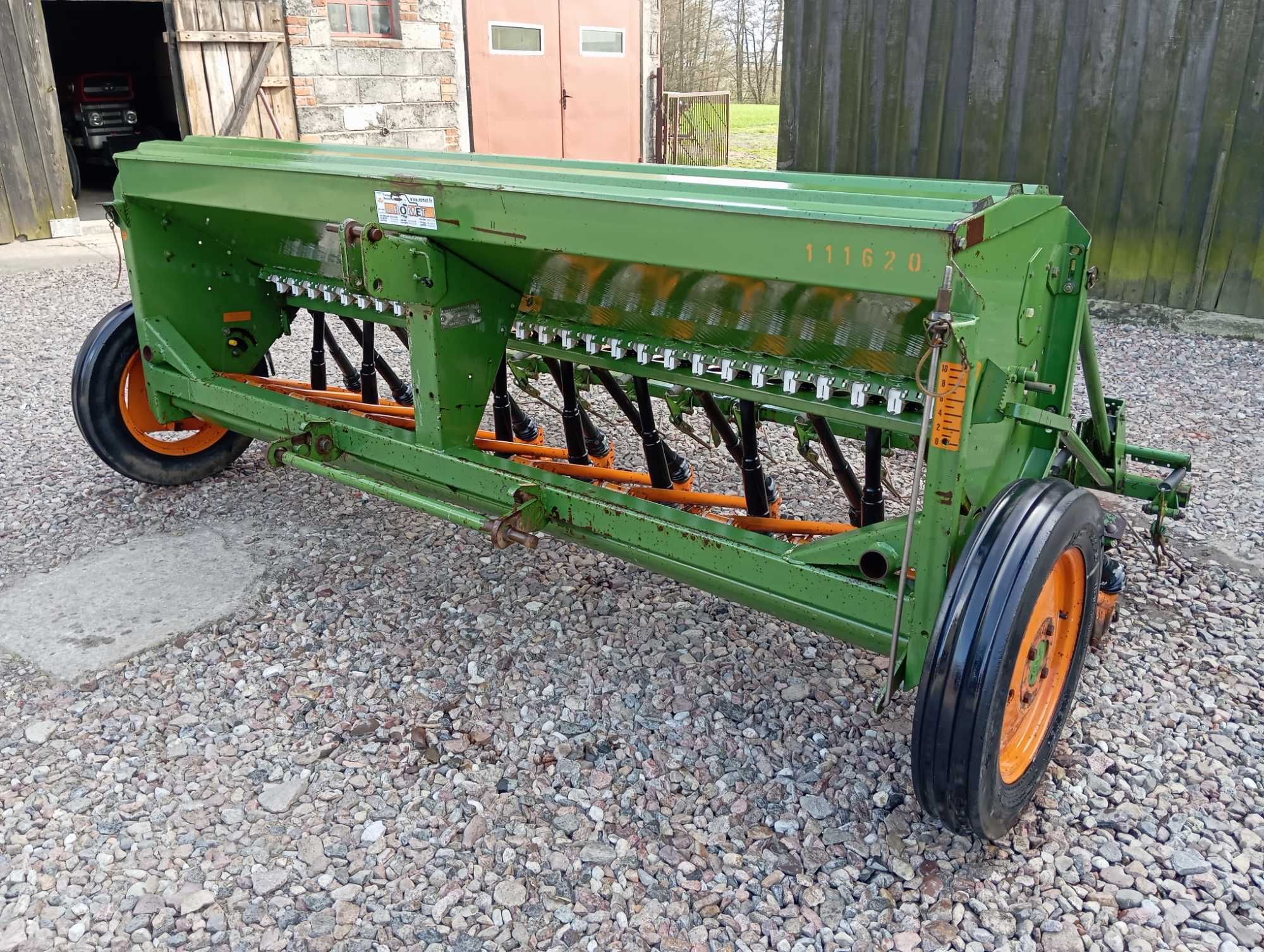Siewnik zbożowy Amazone D8 special typ 3m