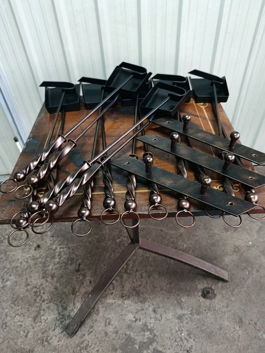 Набір,совок, кочерга.