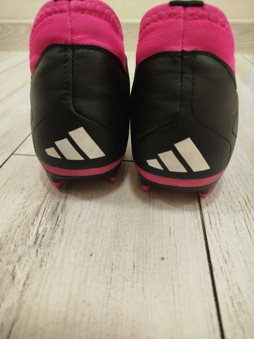 Бутси Адідас предатор 38 розмір