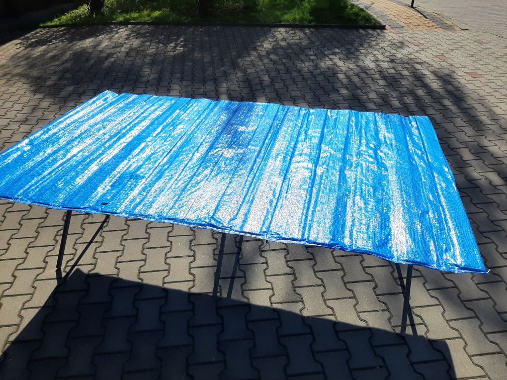 Stół chandlowy niebieski