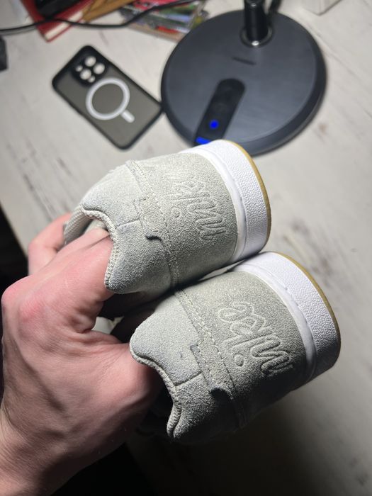 Продам жіночі кросівки nike