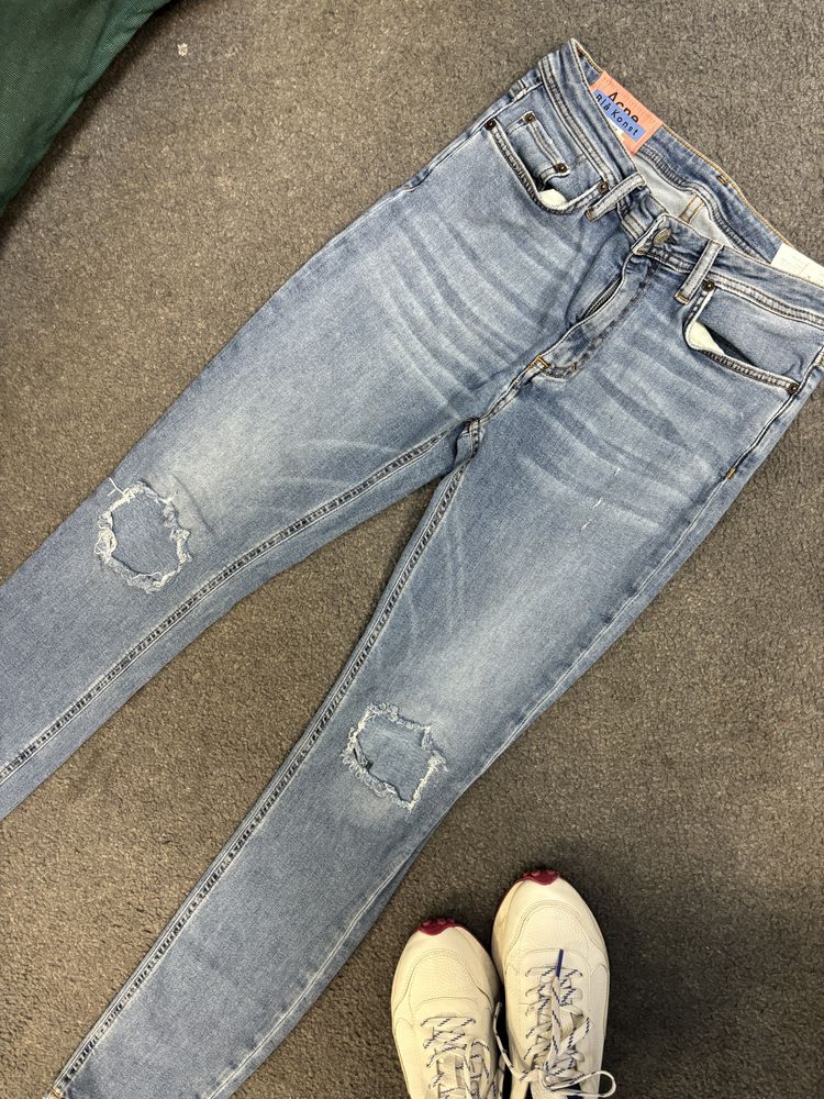 Acne studios peg blue rurki skinny  jeansy vintage wycierane