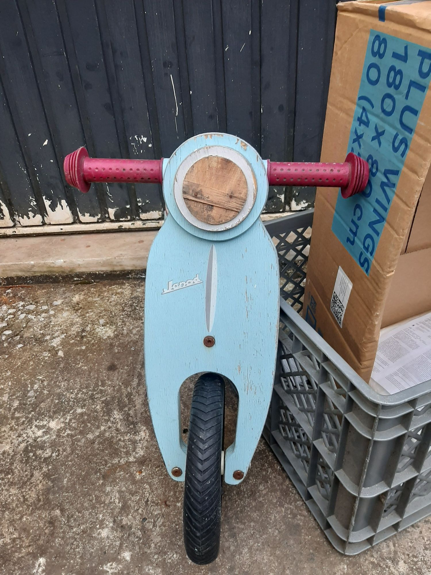 Bicicleta de madeira