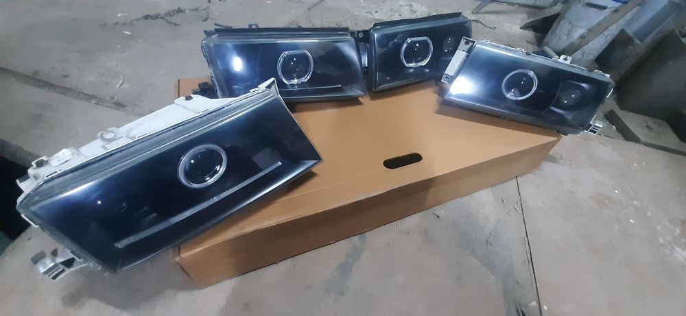 Лінзовані фари шкода тур рест