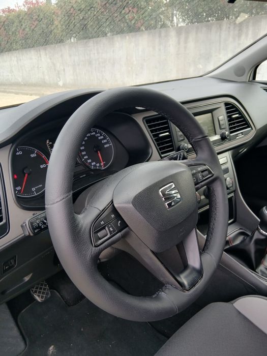 Seat Leon 1.6 TDI ( com apenas 151 mil km )