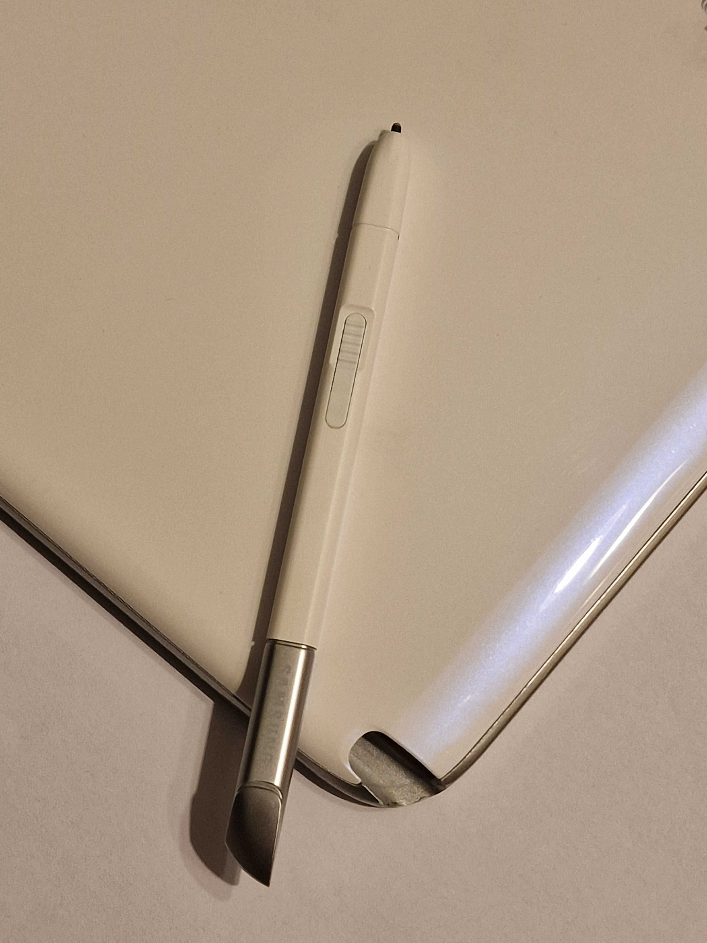 Tablet Samsung Galaxy Note 10.1 LTE N8020 Rysik Tab 2 GB / 16 GB