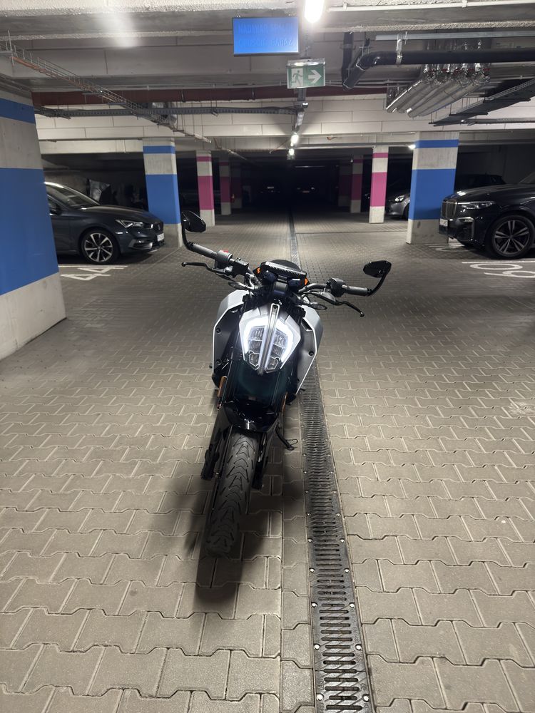 KTM 125 duke doinwestowany