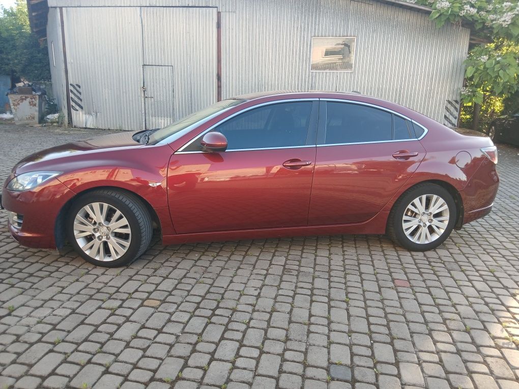Продам автомобіль Mazda 6