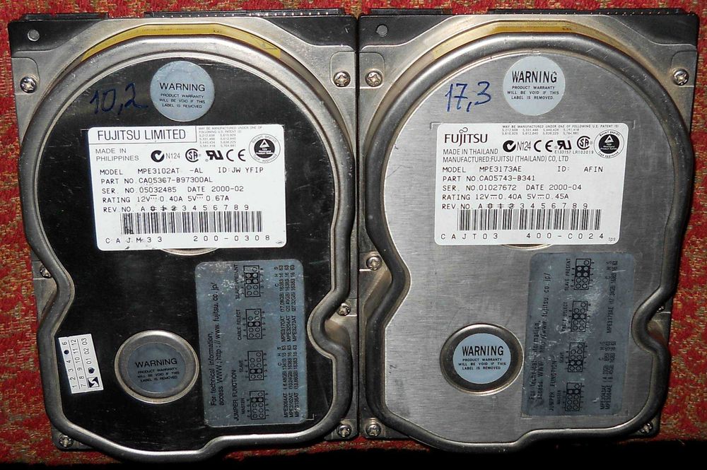 IDE жесткие диски HDD 3.5" Fujitsu 10,2 гБ и 17,3 гБ. Цена за оба.