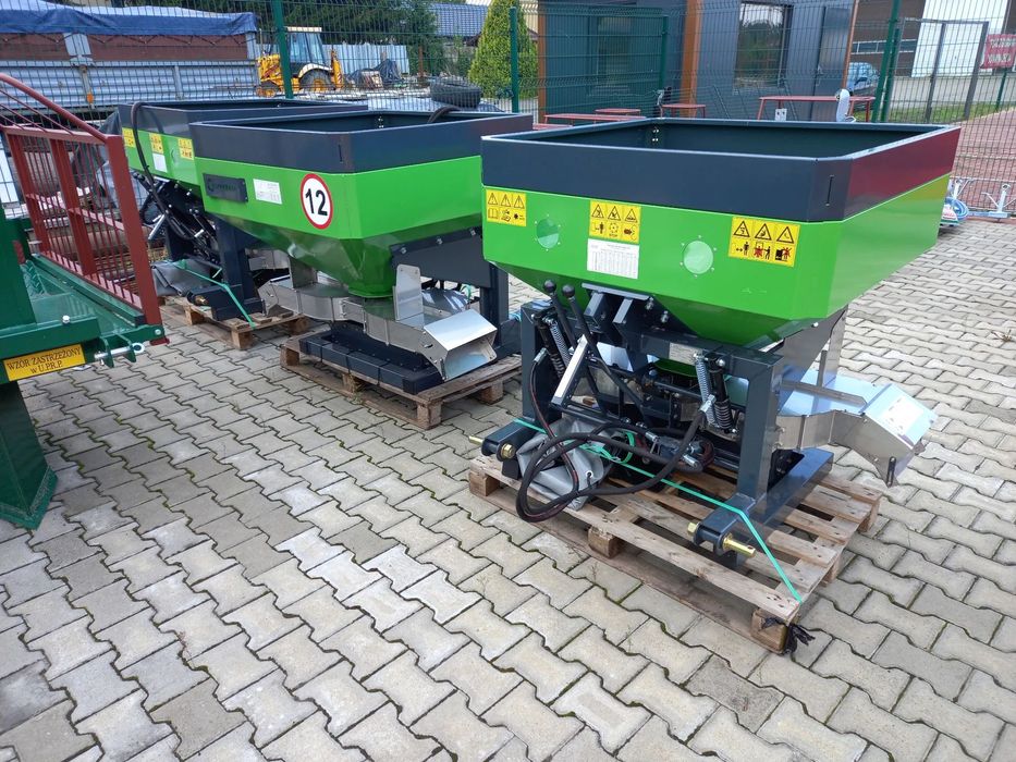 Langren  Rozsiewacz sadowniczy dwutarczowy 600l, hydraulika