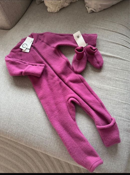 Cubus kombinezon z wełny merino i buciki dla dziewczynki