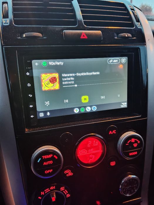 Radio 2 din Android i car play 2GB RAM 32GB