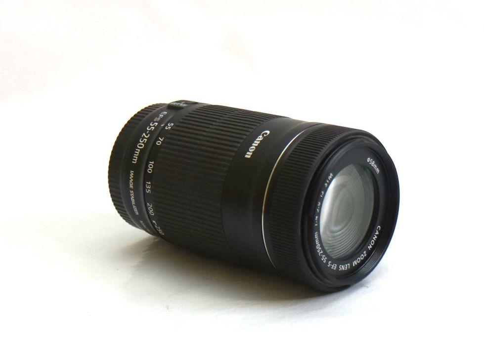 Lente Canon EF-S 55-250mm STM (SEM FOCO)