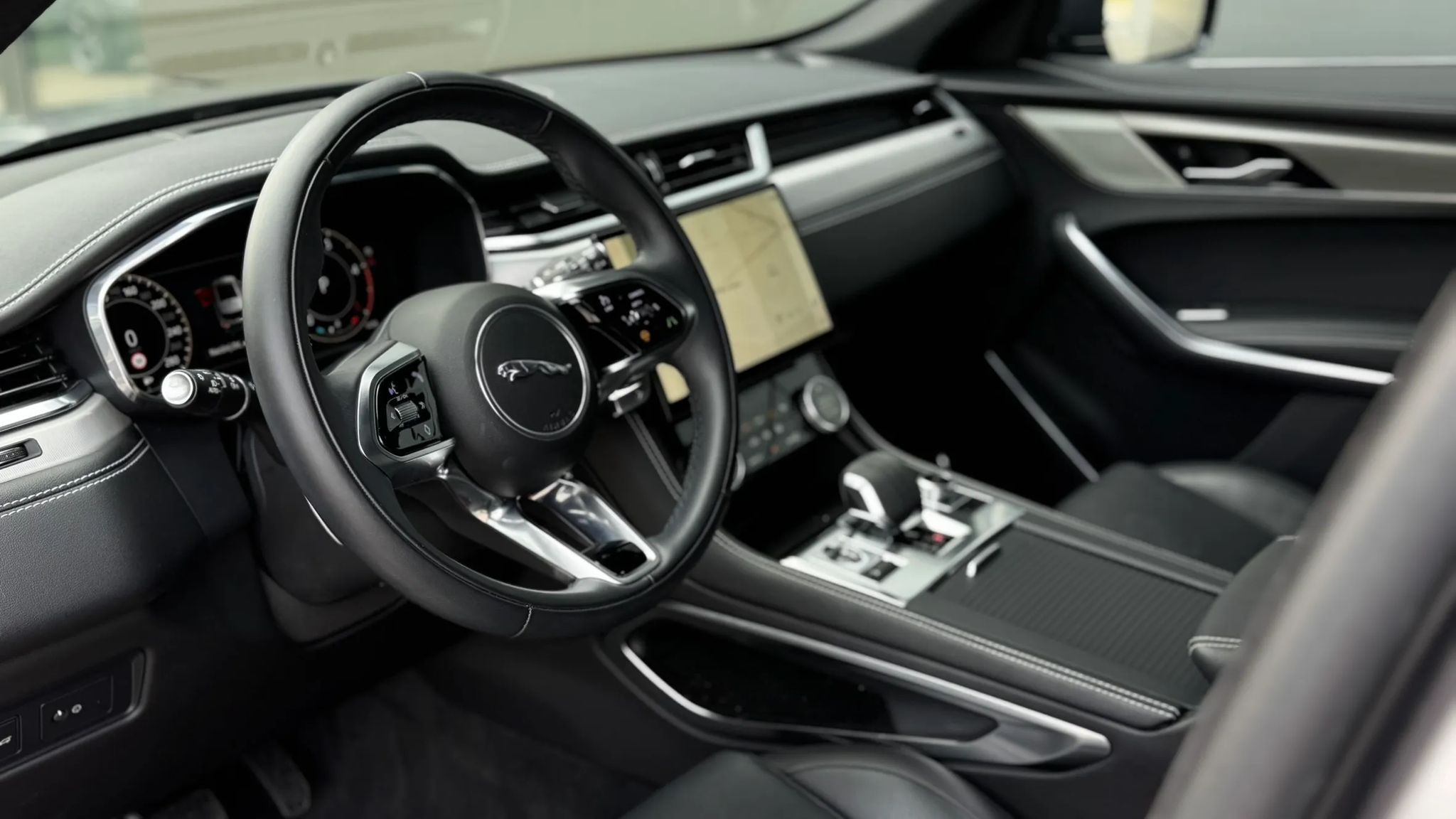Jaguar F-Pace F-Pace 2.0D 204 PS AWD Auto R-Dynamic S / Demo dilera - od ręki