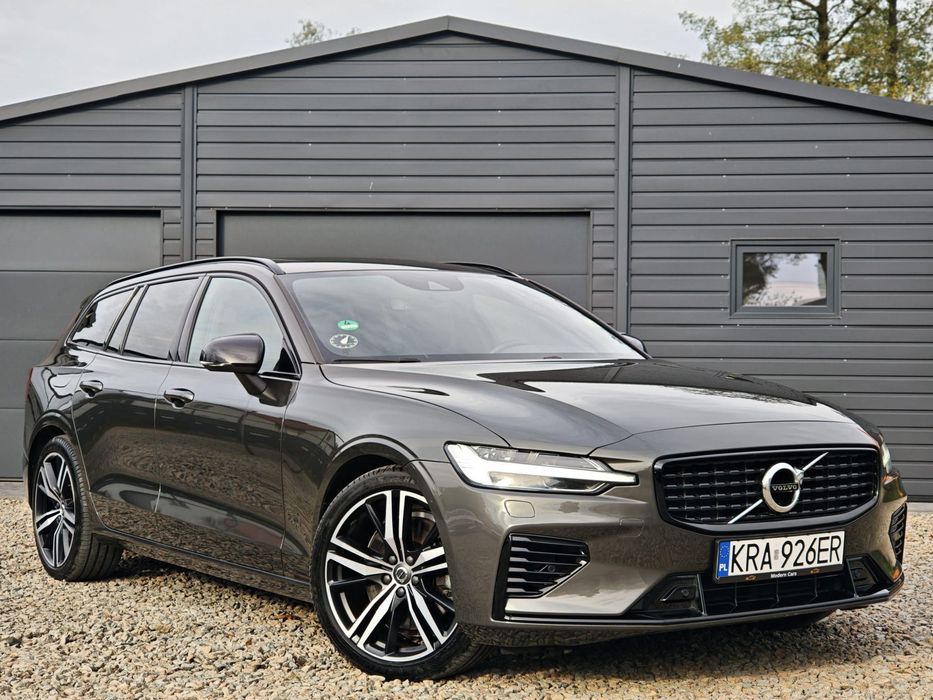 Volvo V60 FV23%/ACC/Pilot assist/Harman/Panorama/Keyless/ASO