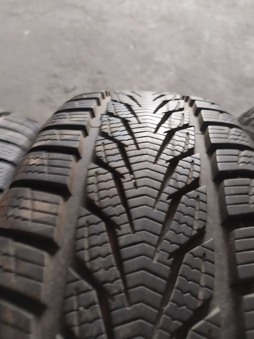 Koła zimowe 195/65/15 4x100 et45 54.1 toyota