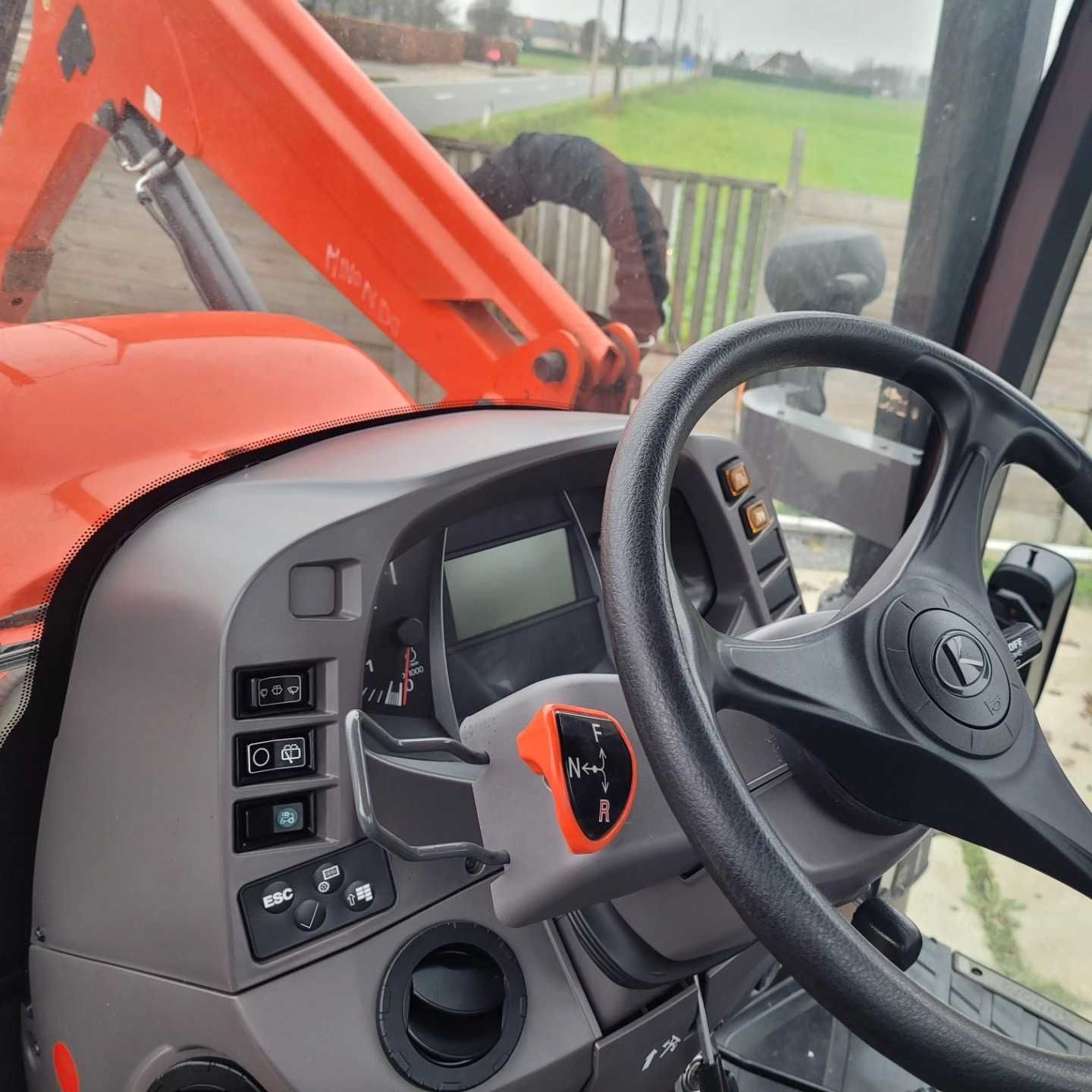 Kubota M6-122 rok 2023
