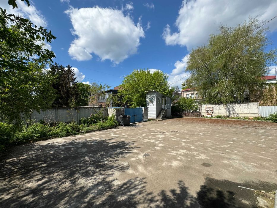 ПРОДАЖ окремого приміщення 1475м2 та ВЛАСНОЇ фасадної ділянки 42 СОТОК