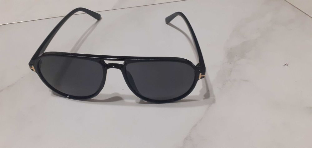 Сонцезахисні окуляри