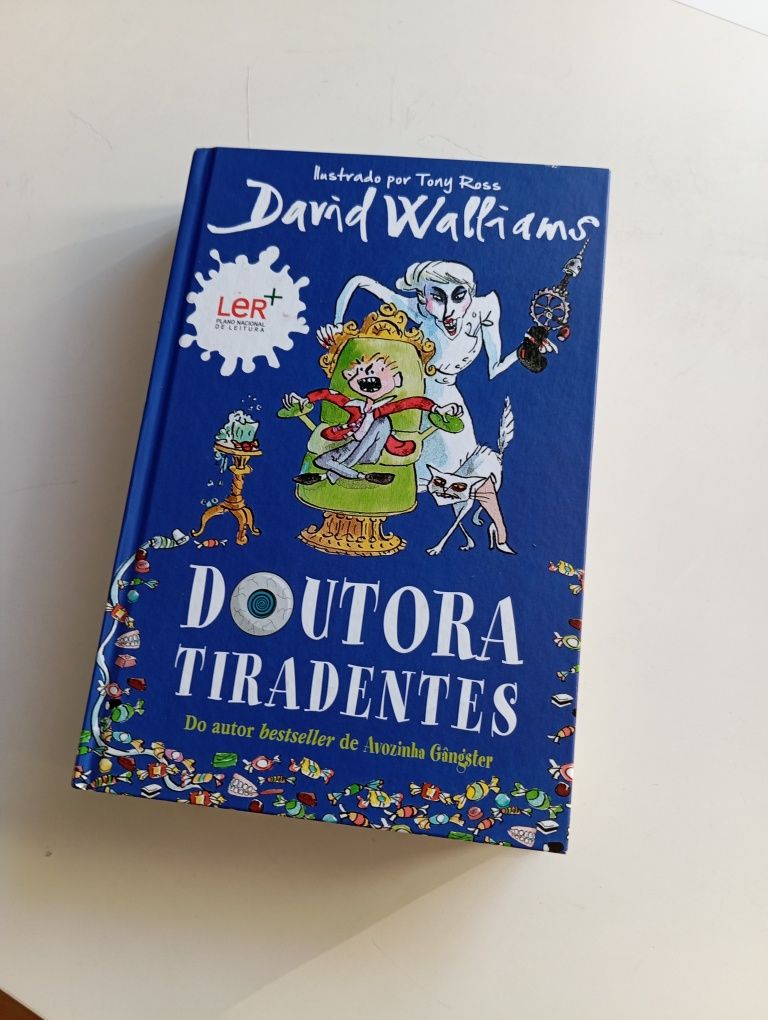 Livro Doutora tiradentes