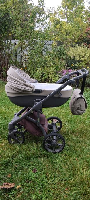 Дитяча коляска 2 в 1 Roan Bass