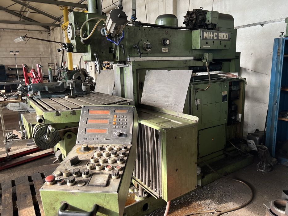 Frezarka Maho MHC 900P