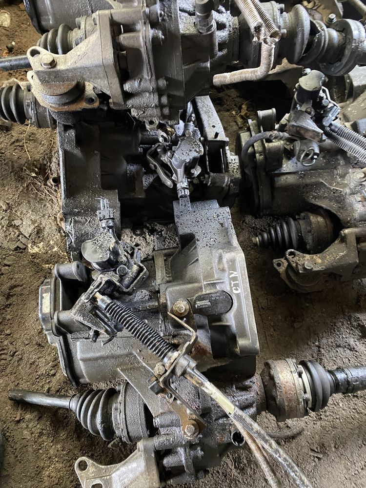 коробка передач кпп VW Passat B3 B4 vento/ пассат Б3 Б4 Венто 1.6-1.9