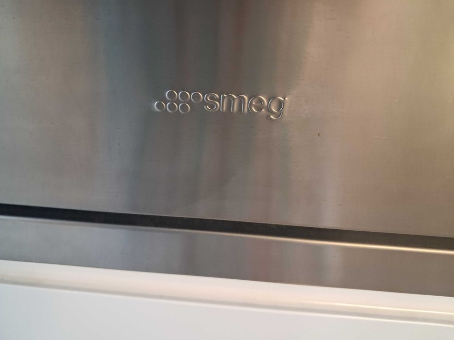 Продам встроеную печь конвекционную SMEG SpA 42016 Guastalla
