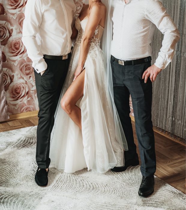 Piekna suknia slubna salon Allure