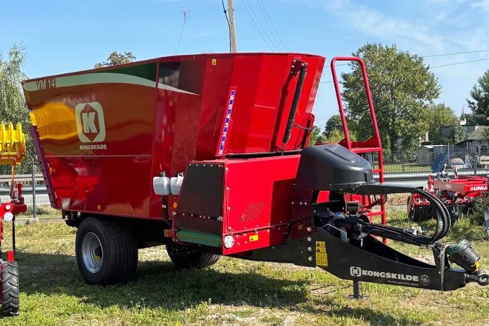Wóz paszowy KONGSKILDE 14-16m3 od ręki dwa ślimaki, Storti, Euromilk
