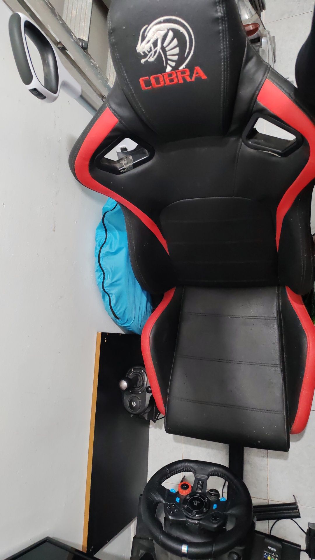Playseat cobra + g29 Logitech