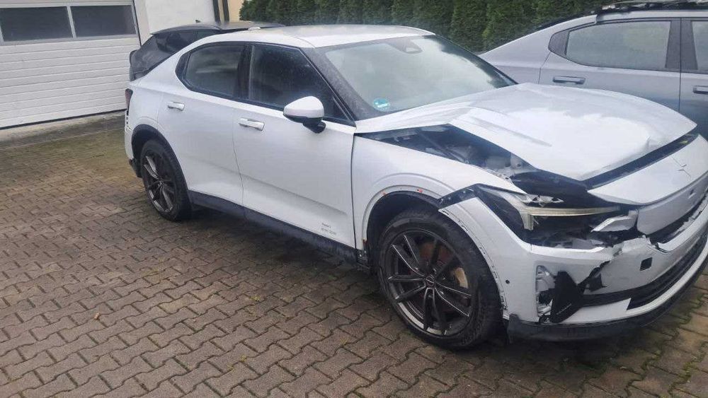 Polestar 2 на запчастини 3шт.