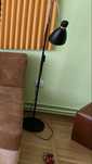 Lampa stojąca czarna