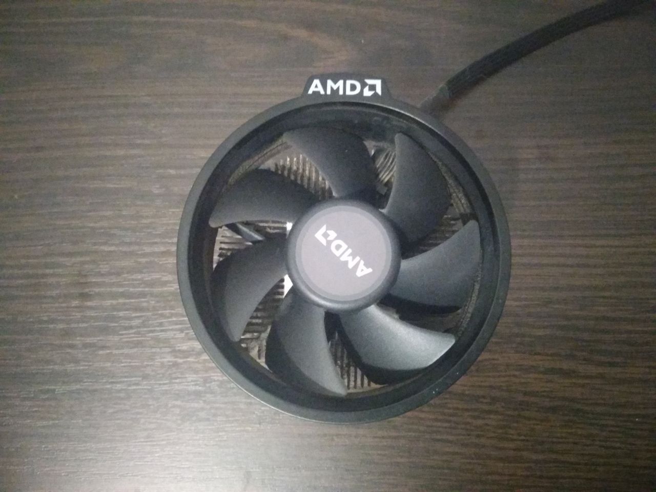 Процессор AMD Ryzen 5 1500X 3,5GHz(Turbo 3,7GHz)