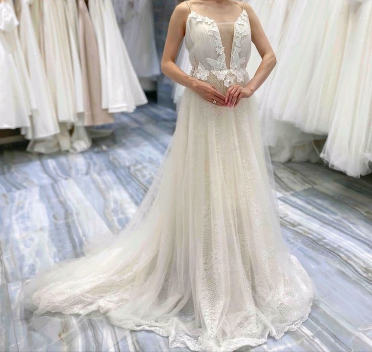 Сукня весільна 500 грн