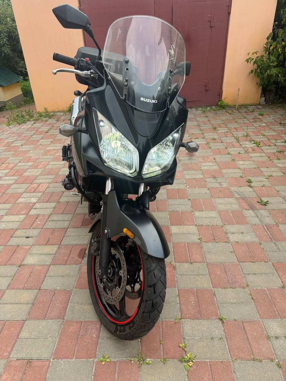 Suzuki v-strom 650