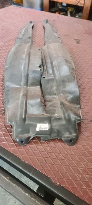 Resguardos cava rodas frente D21