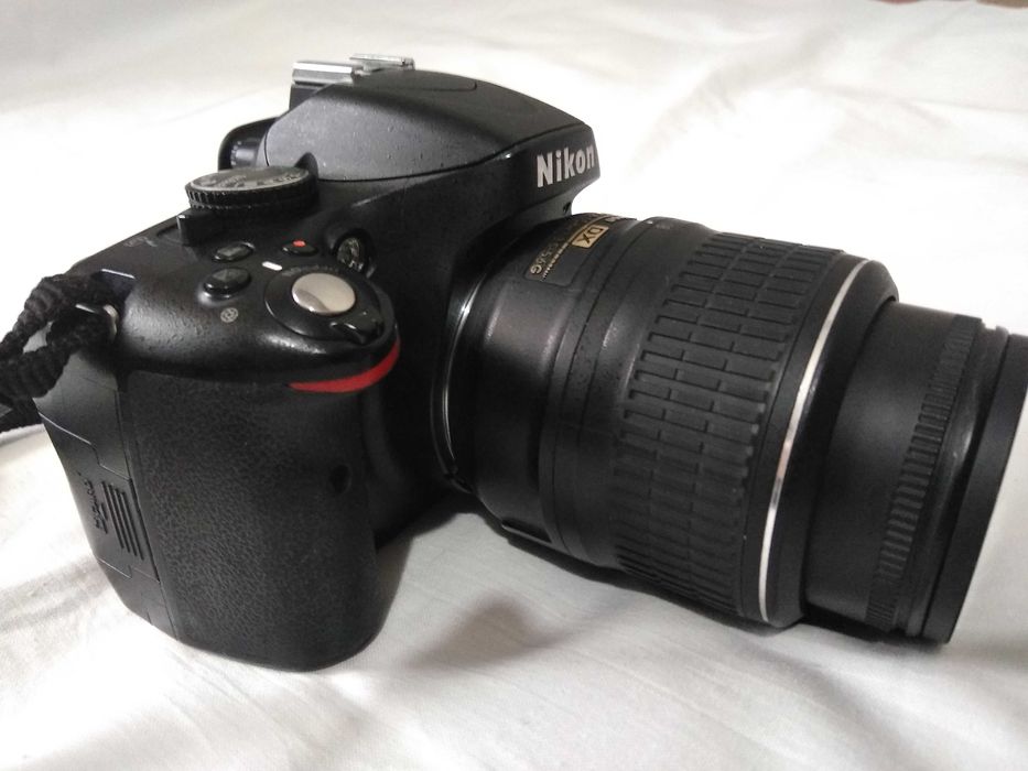 Продам фотоапарат Nikon D5100