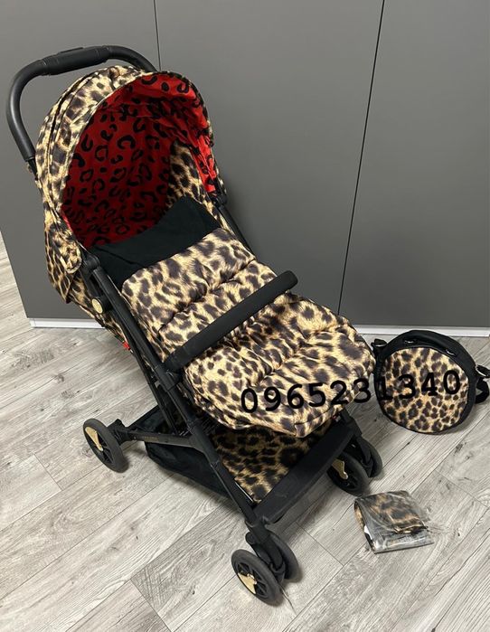 Леопардова коляска 6,8кг Cosatto woosh roar тренд