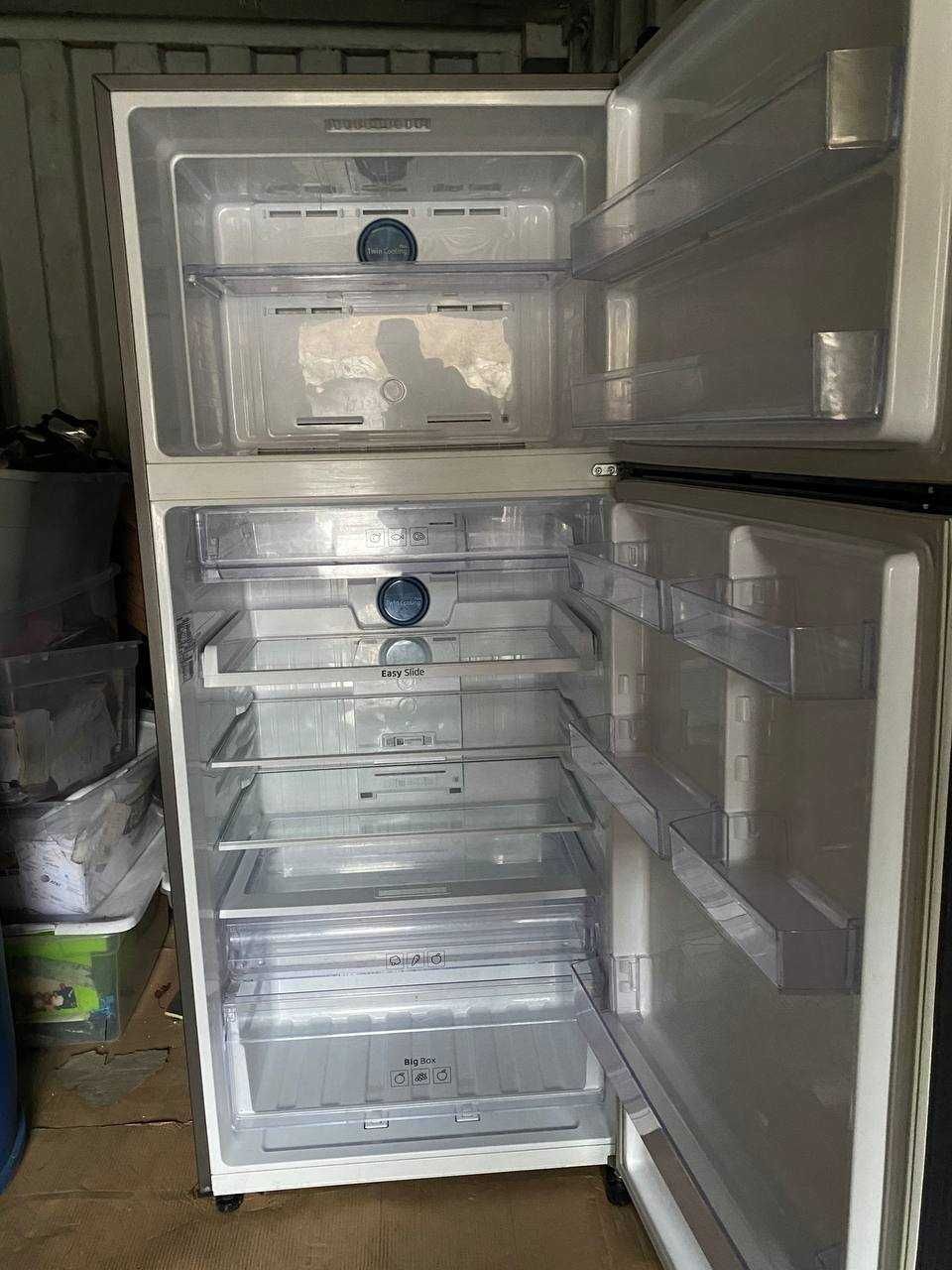 холодильник Samsung RT53K634OUT