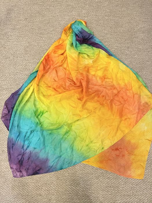 Véu colorido de ceda