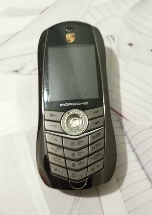 Телефон Porsche 911