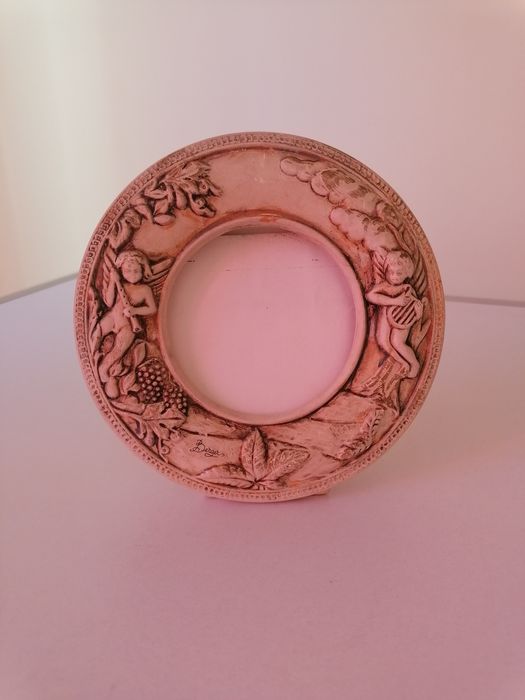 Moldura antiga redonda