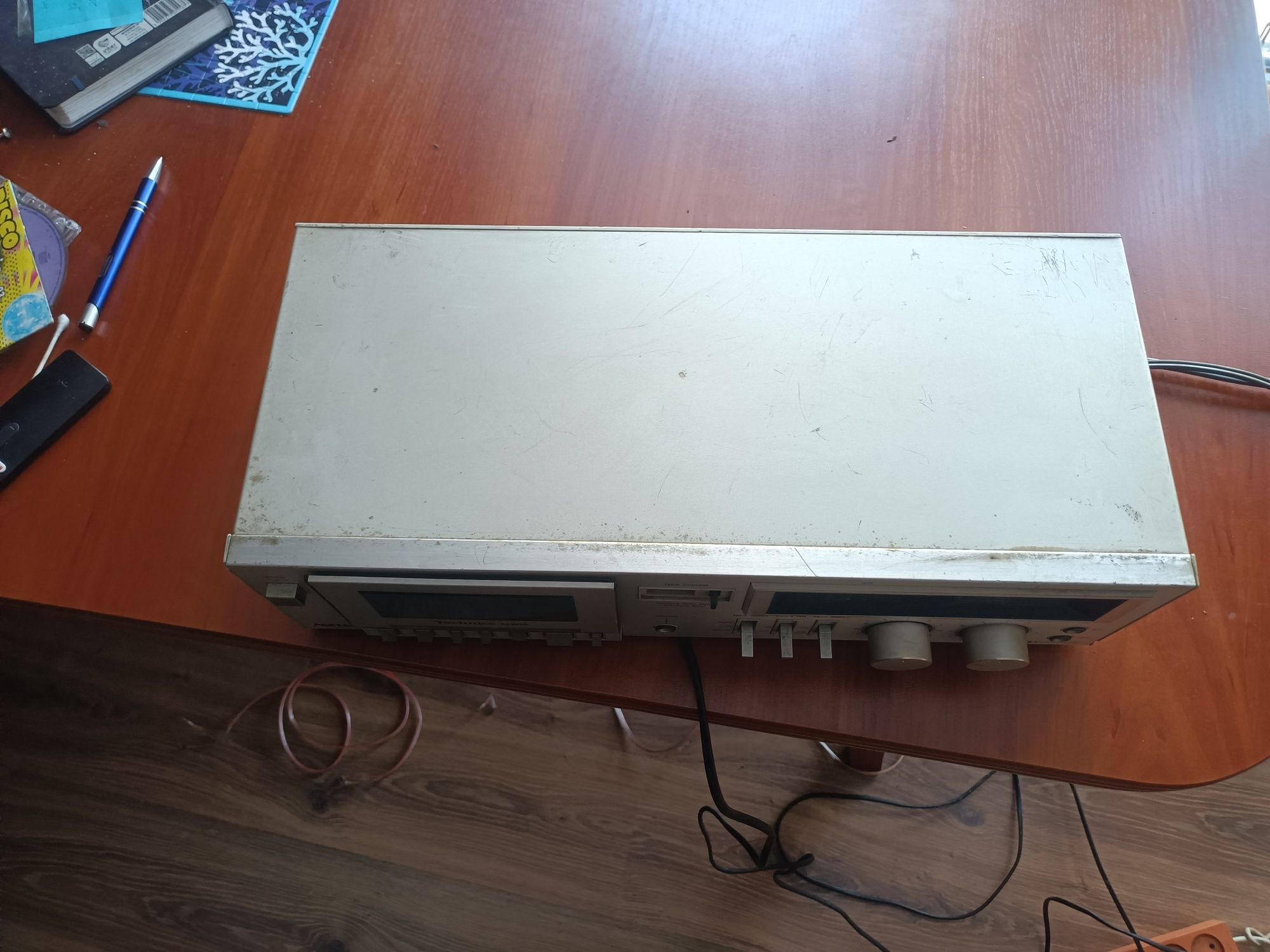 Dek Technics M205