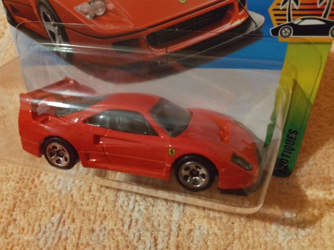 2x Hot wheels zabawka Auta ferrari 365 ferrari F40 Nowe