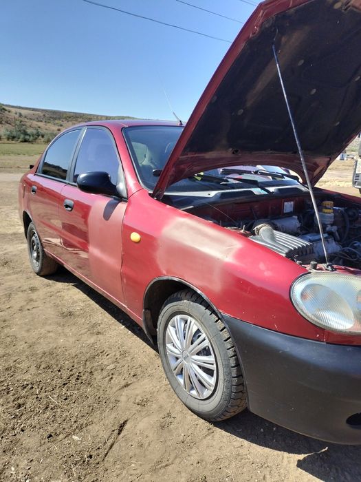 Продам своє авто Lanos